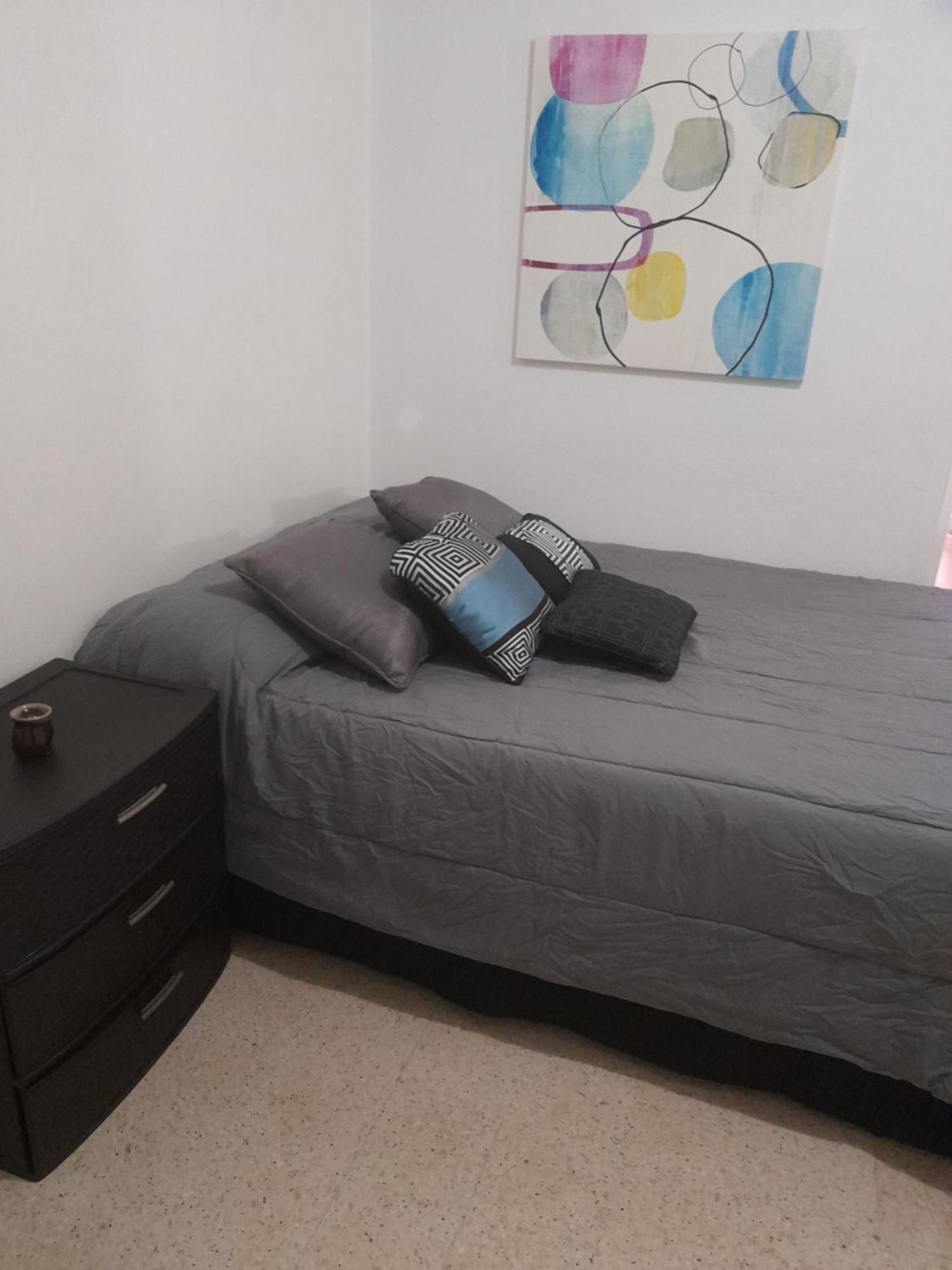 Hermoso Apartamento Frente Aeropuerto De Isla Verde San Juan Kültér fotó